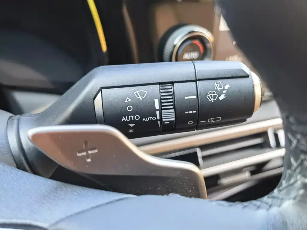 Lexus RX — миниатюра 24