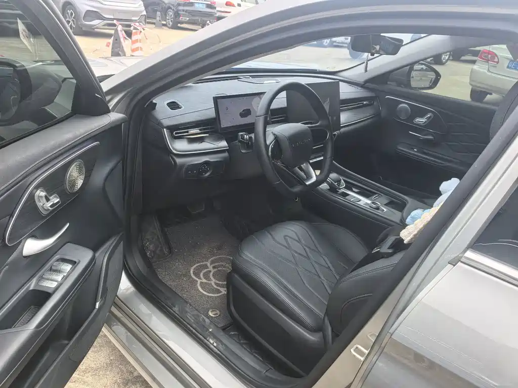 Chery Arrizo 8 PRO — миниатюра 5