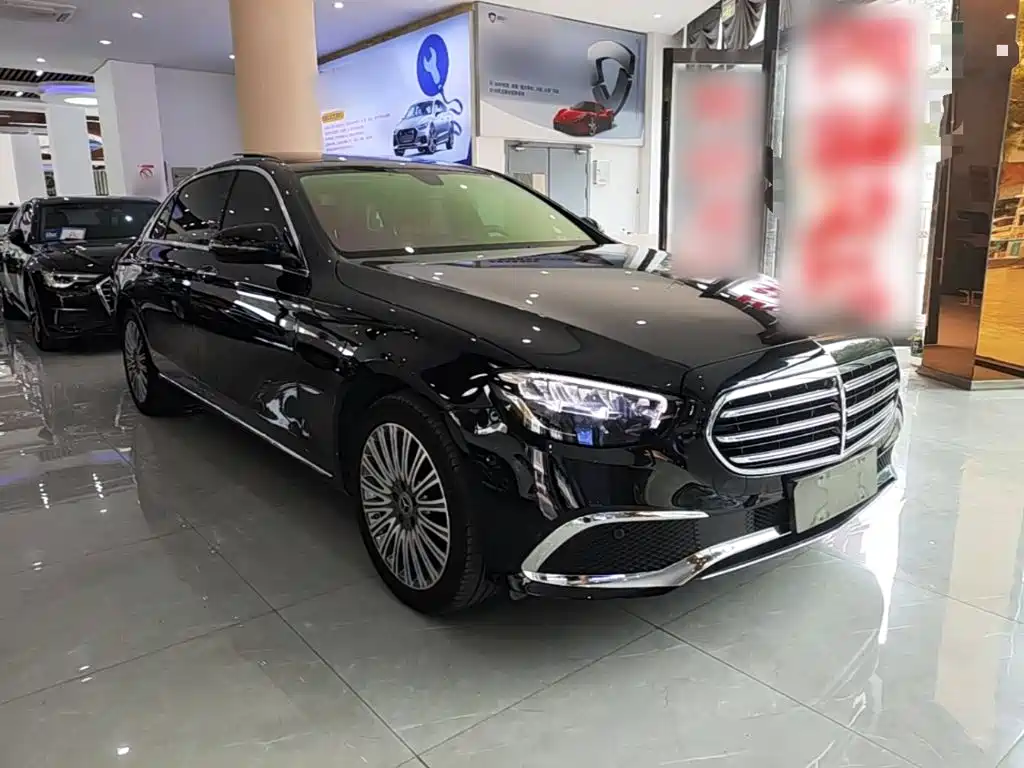 Mercedes-Benz E-Class — миниатюра 4