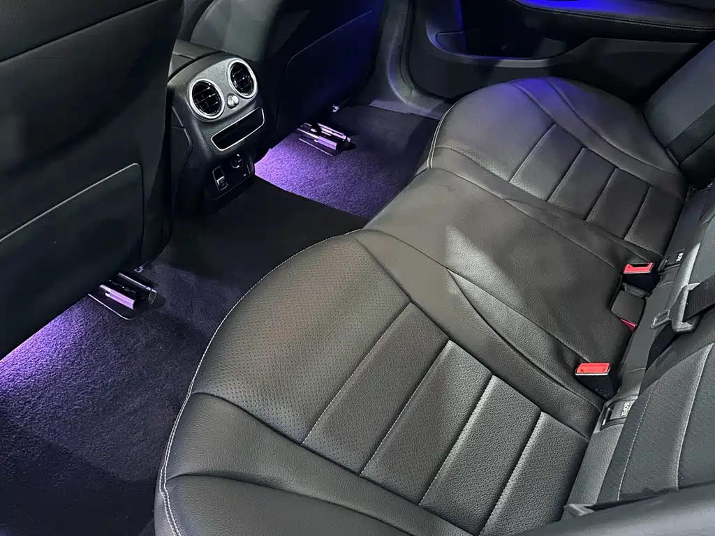 Mercedes-Benz C-Class — миниатюра 8
