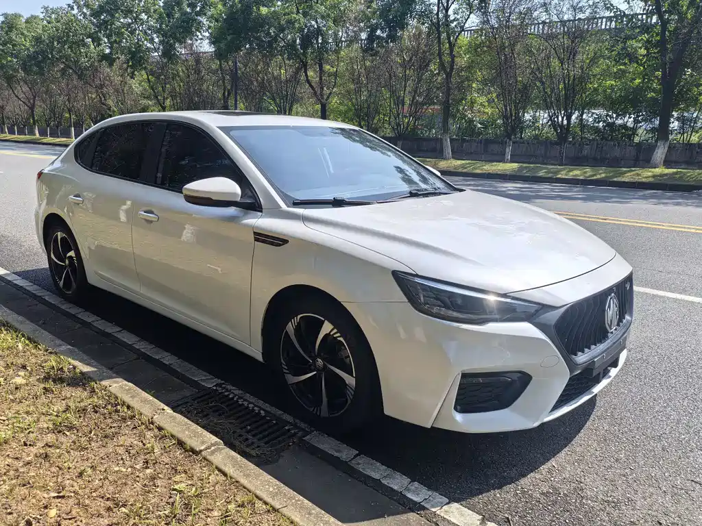 MG MG6 — миниатюра 3