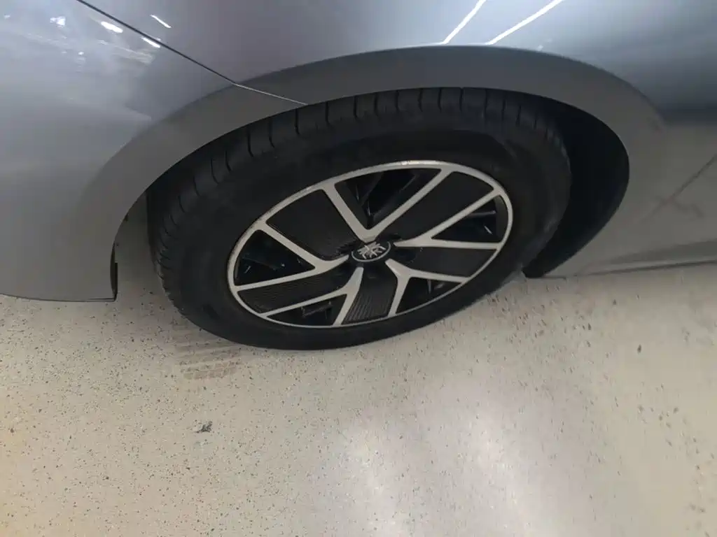 BYD Qin L — миниатюра 23