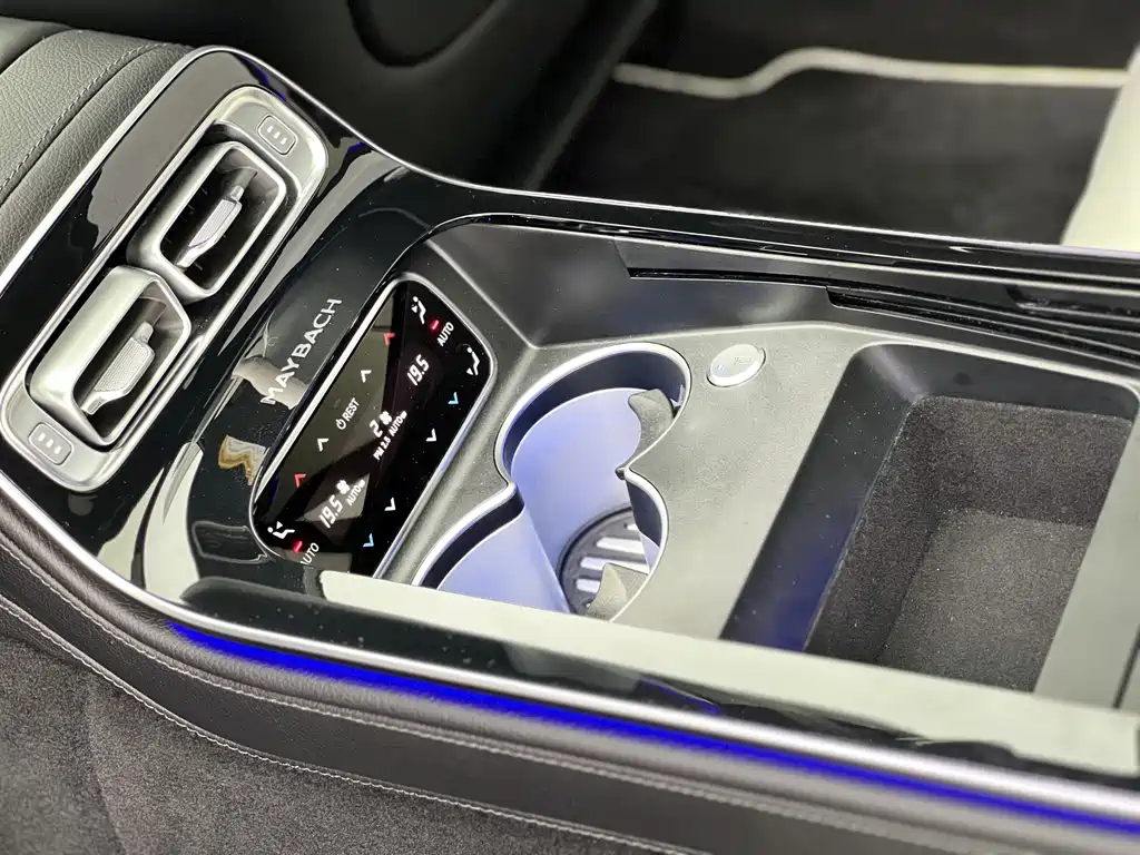 MERCEDES-BENZ MAYBACH S CLASS