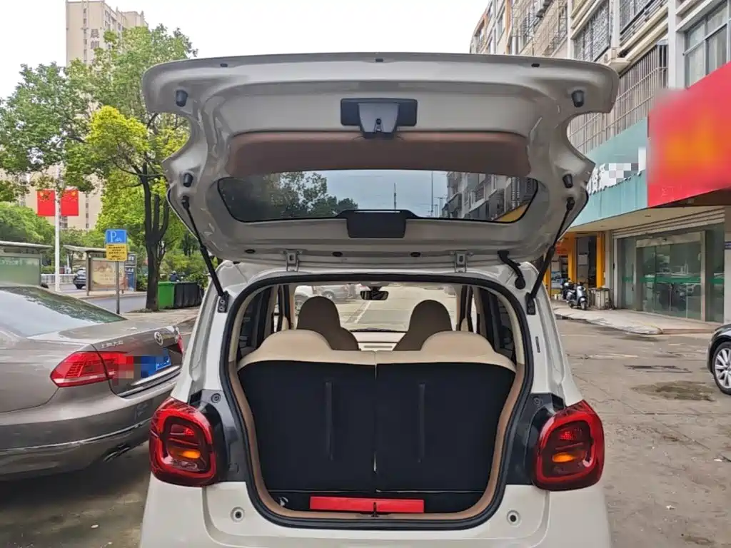 Wuling MINIEV — миниатюра 15