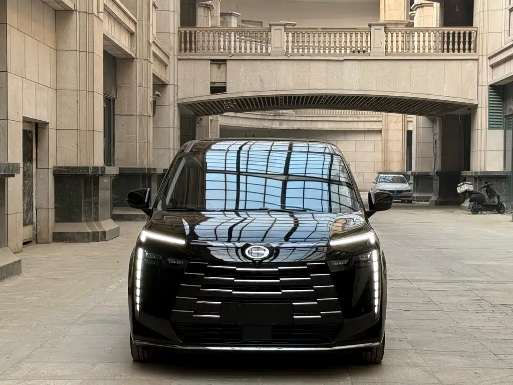 GAC TRUMPCHI E8 NEW ENERGY