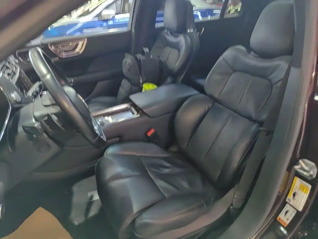 Lincoln Continental — миниатюра 15
