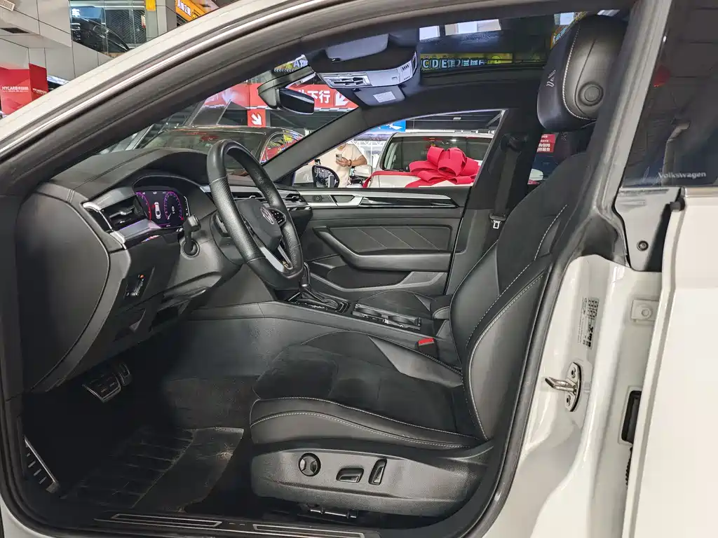 Volkswagen FAW - Passat CC CC 2023 330TSI