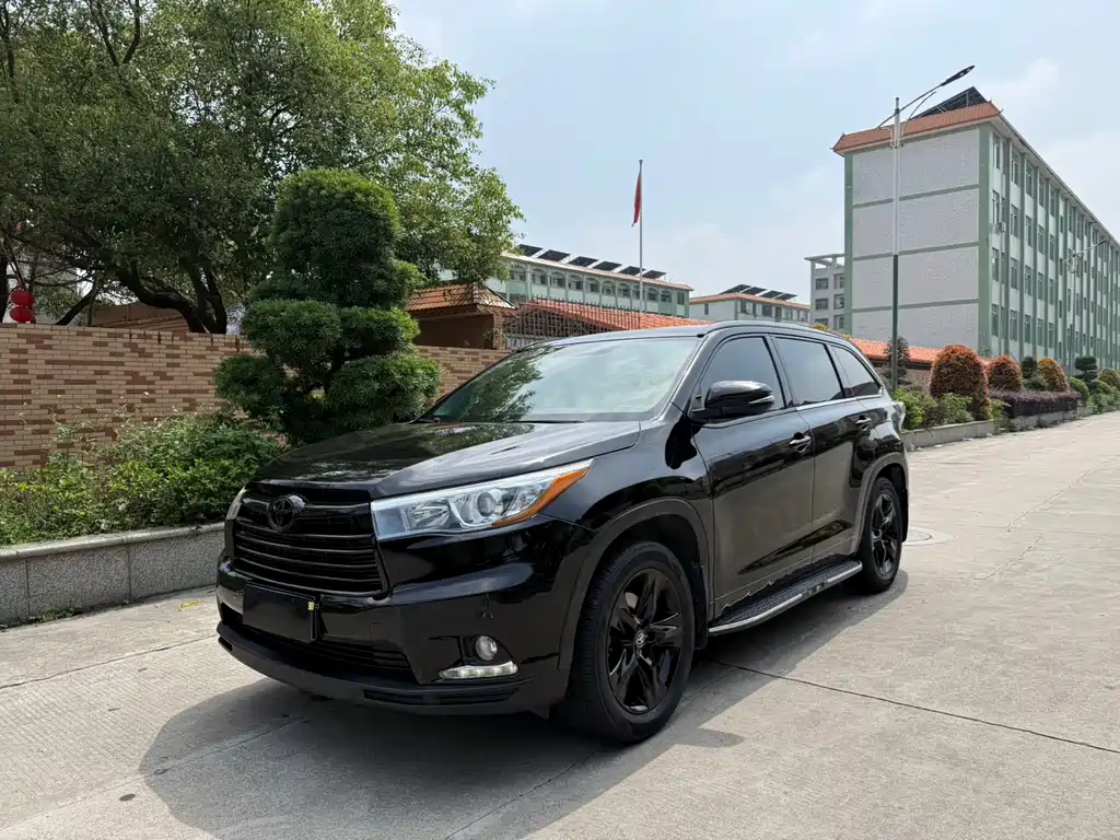 Toyota Highlander 2017