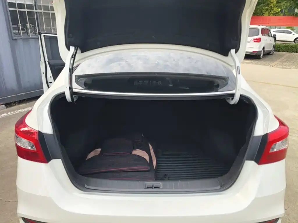 Nissan Sylphy — миниатюра 19