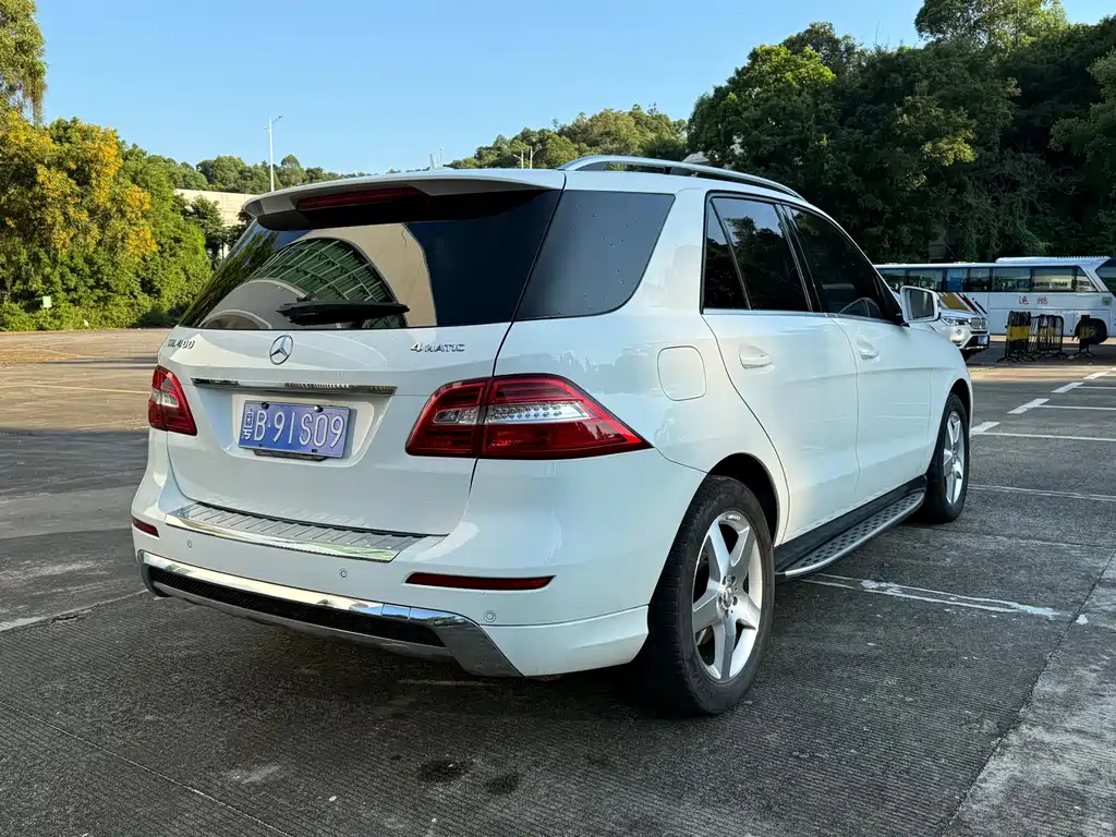 Mercedes-Benz M-Class — миниатюра 17