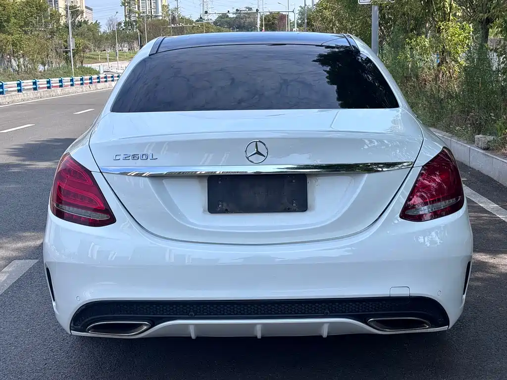 Mercedes-Benz C-Class — миниатюра 5