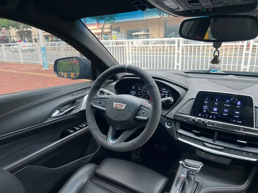 Cadillac CT4 — миниатюра 15