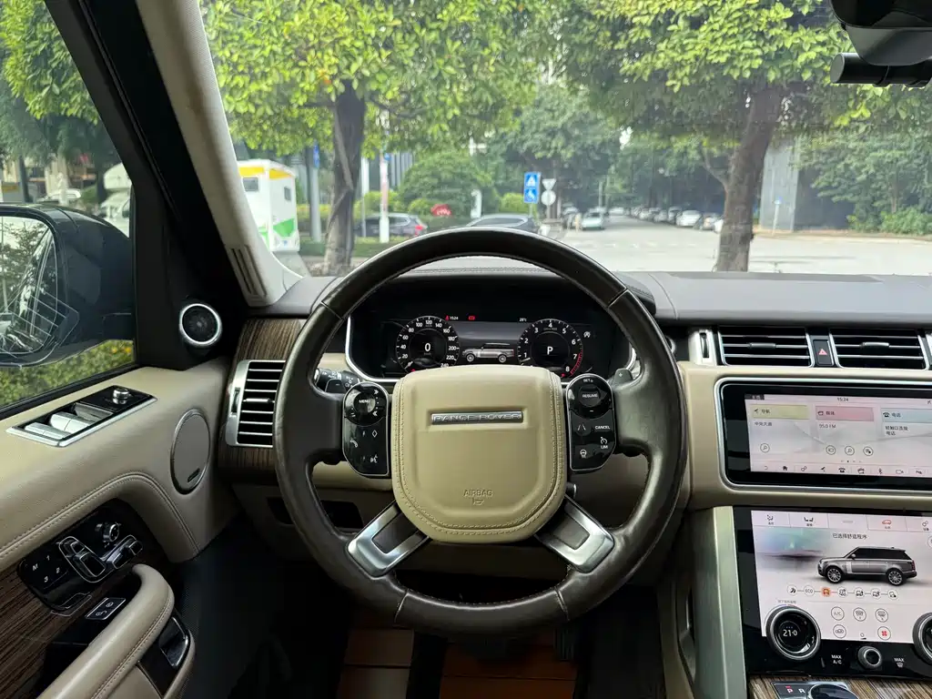 Land Rover Range Rover — миниатюра 21