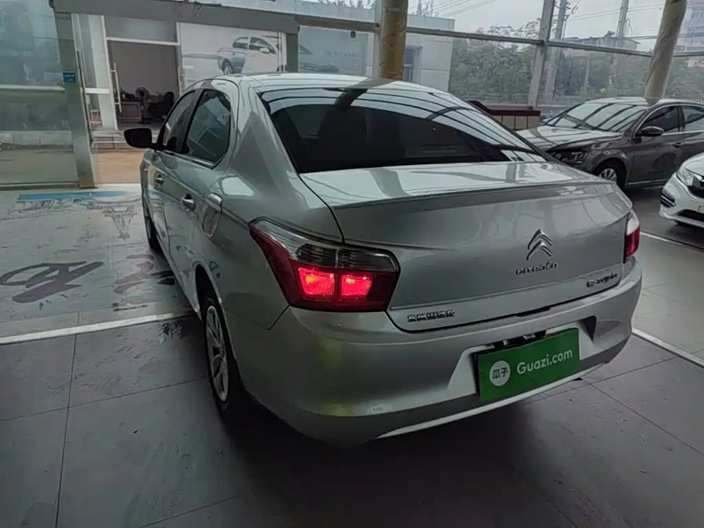 Citroen Elysee — миниатюра 5