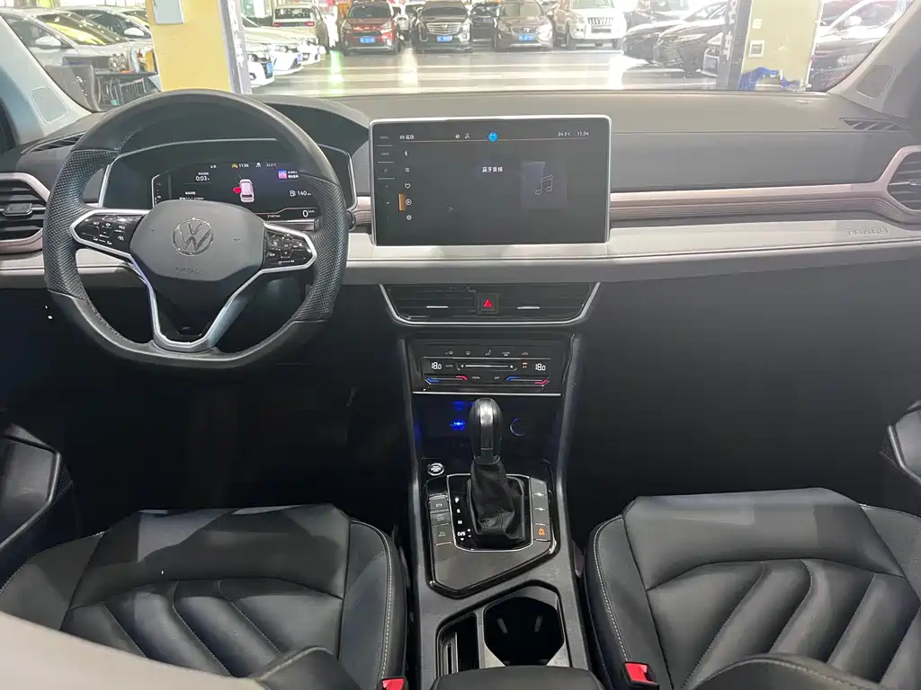 Volkswagen Tharu — миниатюра 10