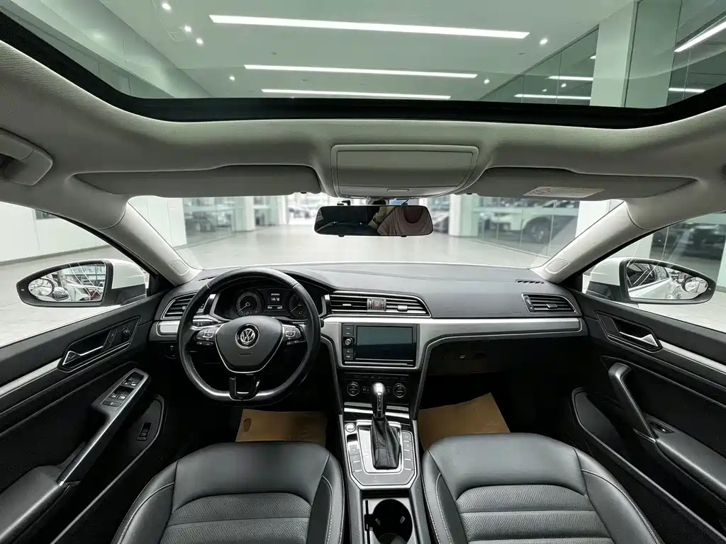 Volkswagen Lamando — миниатюра 8