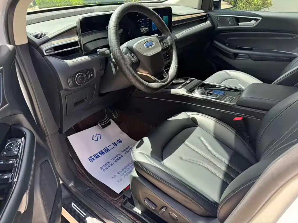 Ford Edge — миниатюра 5