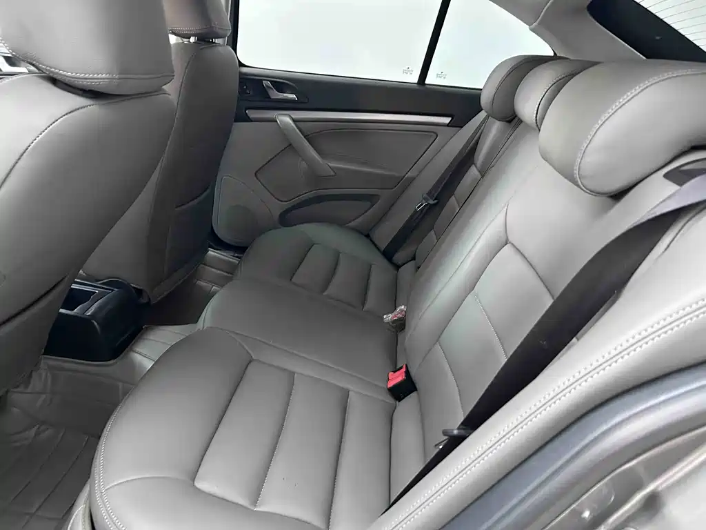 Skoda Octavia — миниатюра 11