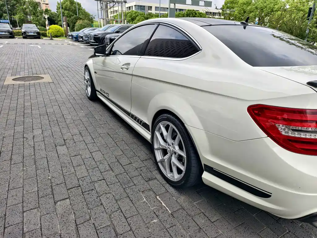 Mercedes-Benz C-Class AMG — миниатюра 10