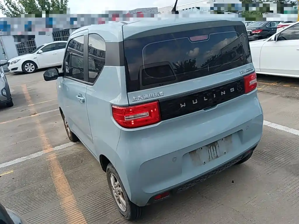 Wuling MINIEV — миниатюра 5