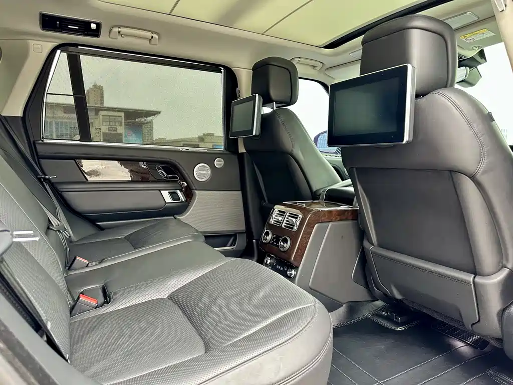 Land Rover Range Rover 2020 3.0 L6 Long Wheelbase