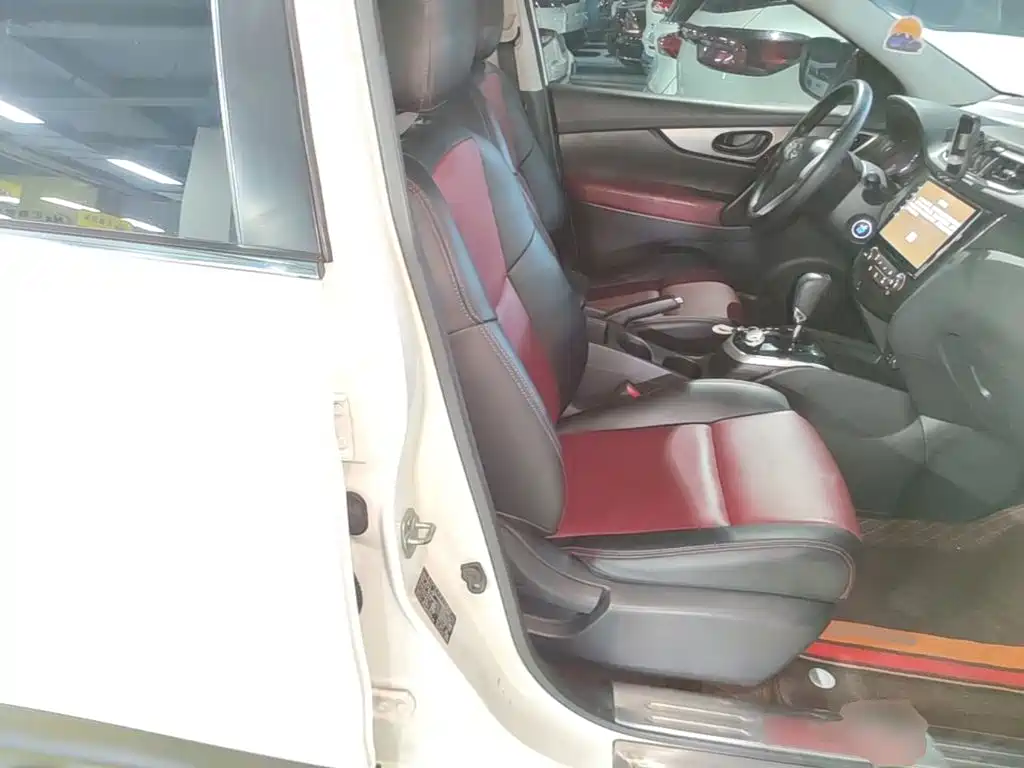 Nissan Qashqai — миниатюра 25