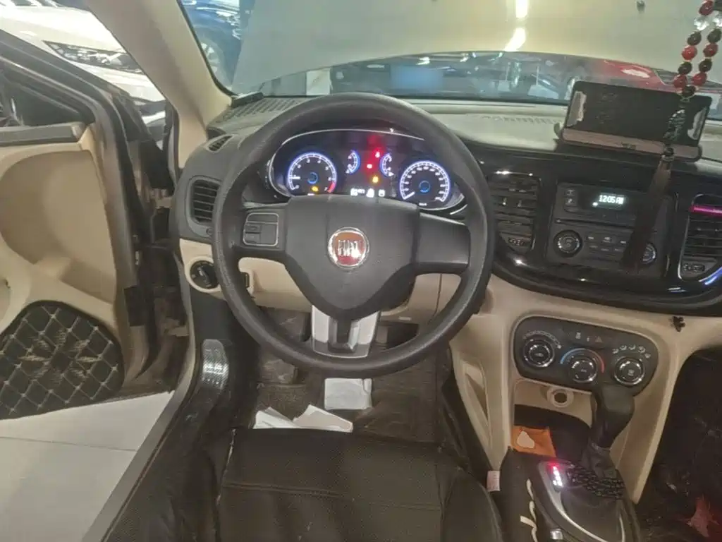 Fiat Viaggio — миниатюра 11