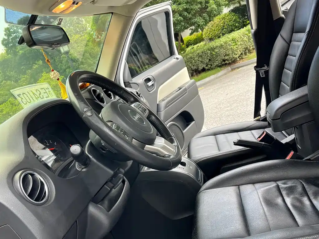 Jeep Patriot — миниатюра 10