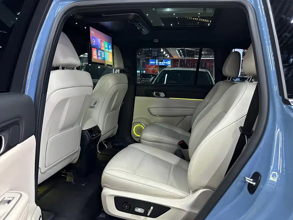 Li Auto Li ONE — миниатюра 6