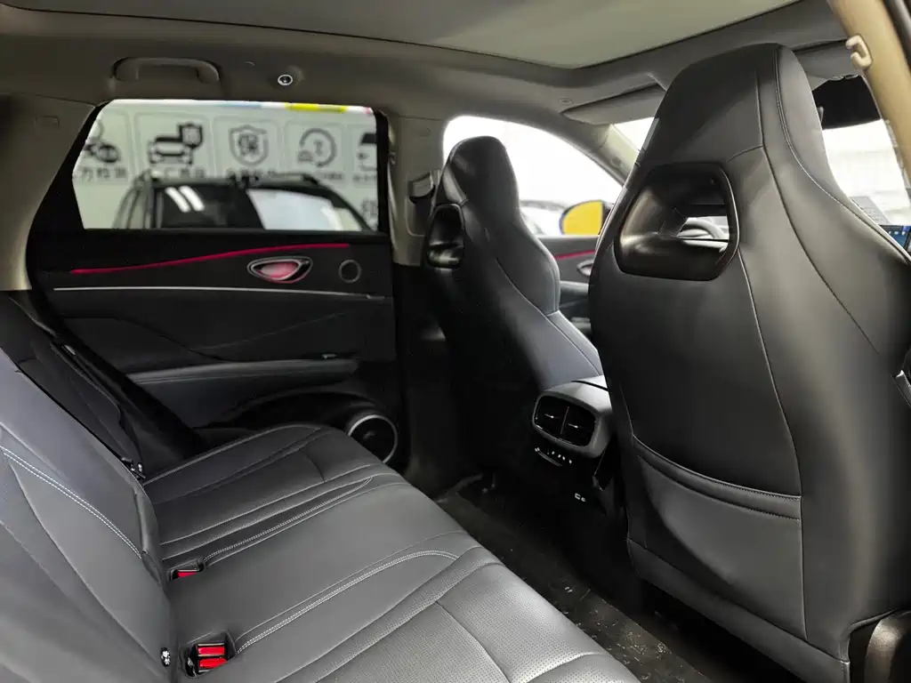 BYD SEA LION 07 DM I