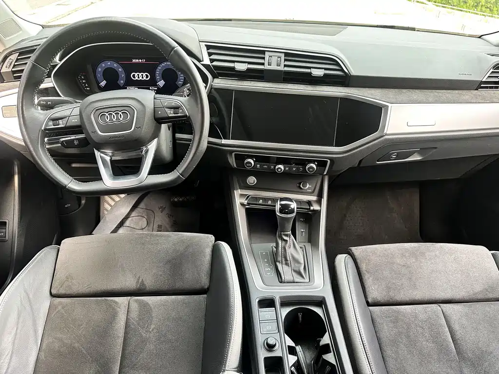 Audi Q3 — миниатюра 15