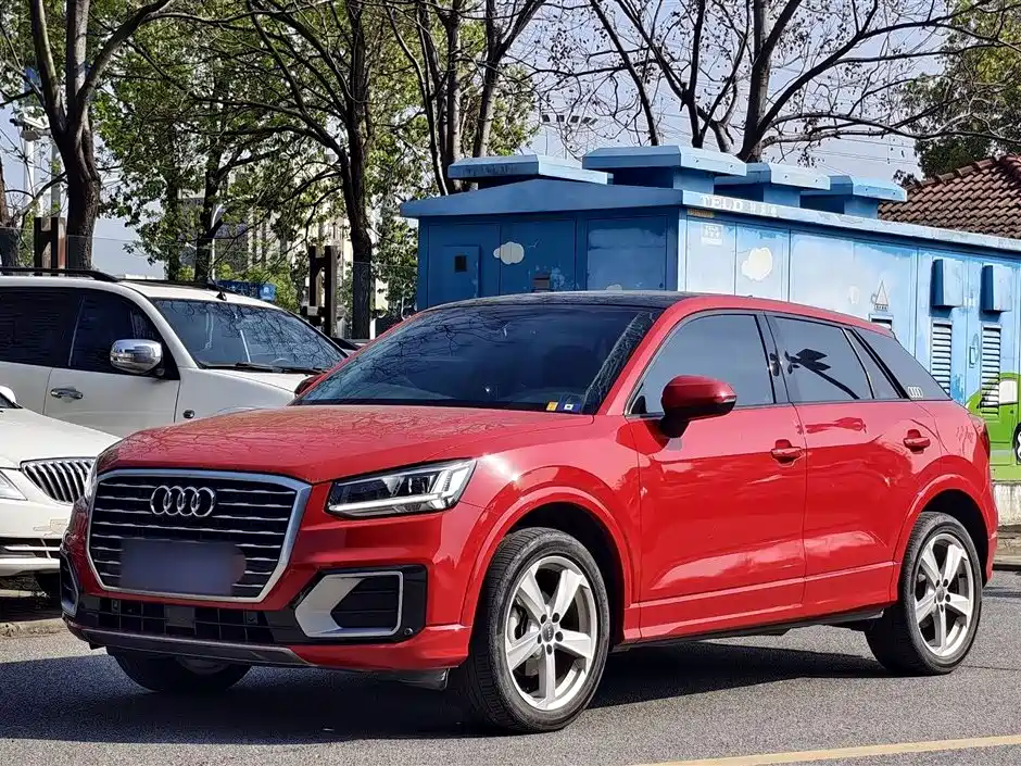 Audi Q2L 2021