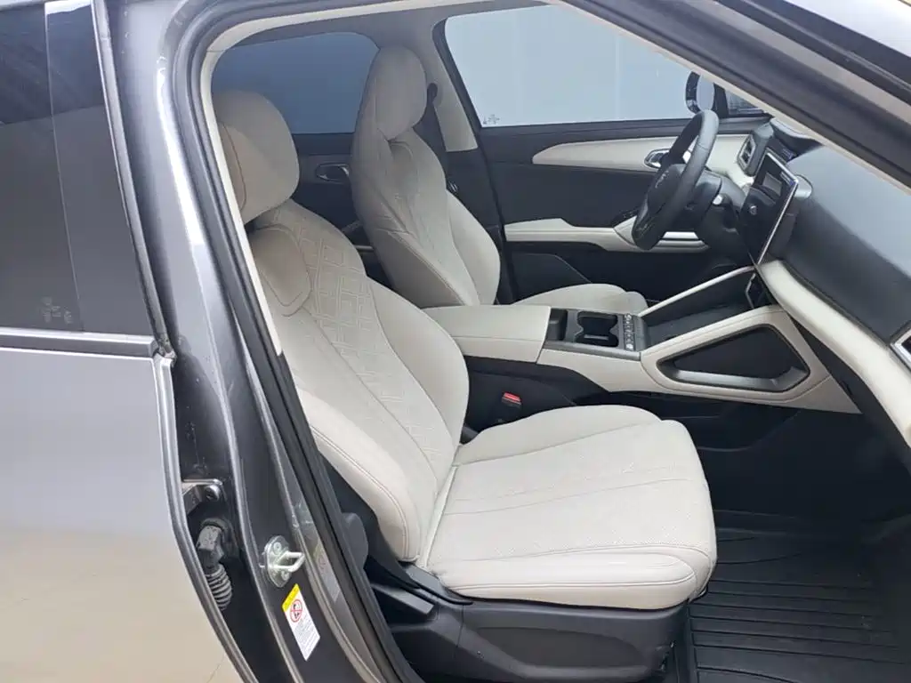 BYD Yuan UP — миниатюра 25