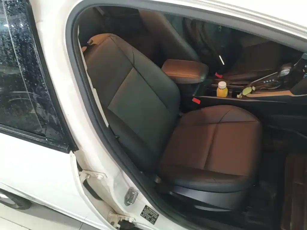 Ford Focus — миниатюра 25