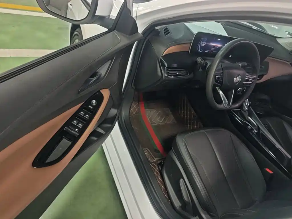 Buick Verano — миниатюра 16