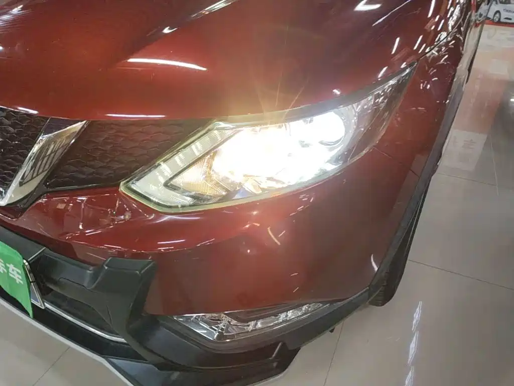 Nissan Qashqai — миниатюра 24