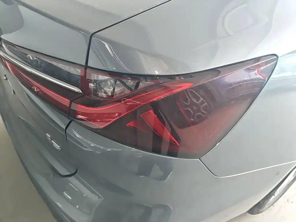 Roewe i5 — миниатюра 8
