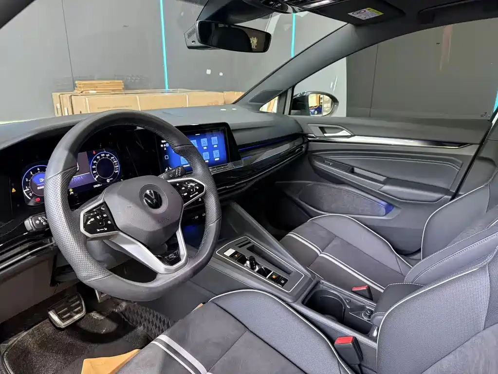 Volkswagen Golf — миниатюра 11