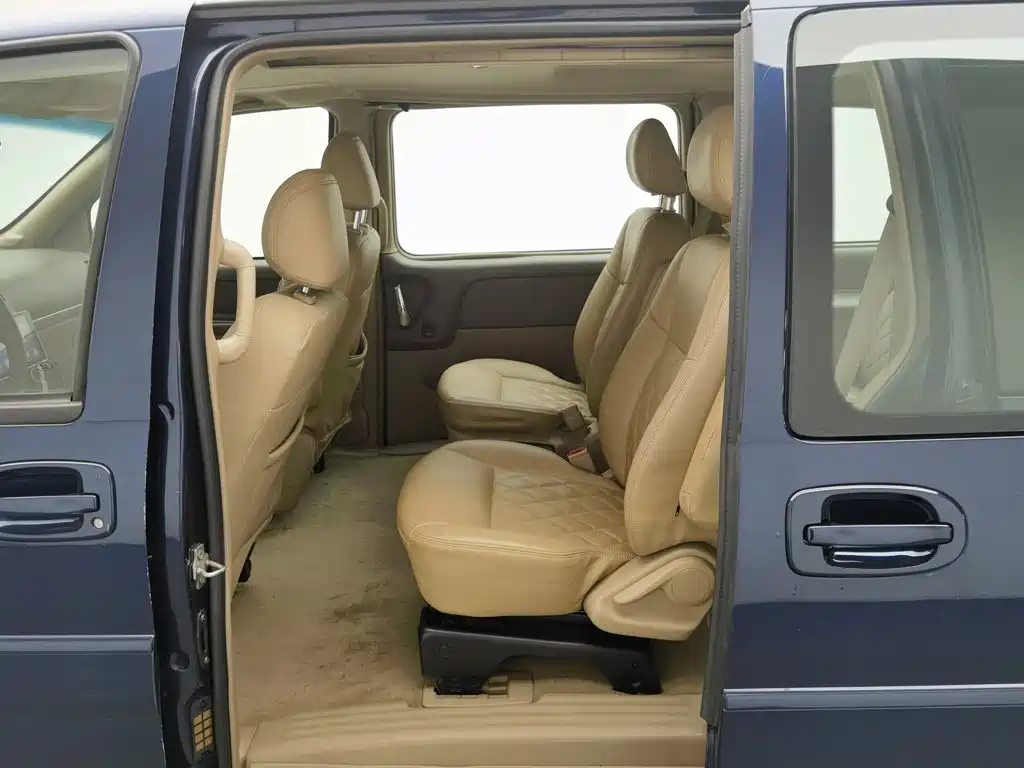 Buick GL8 — миниатюра 15