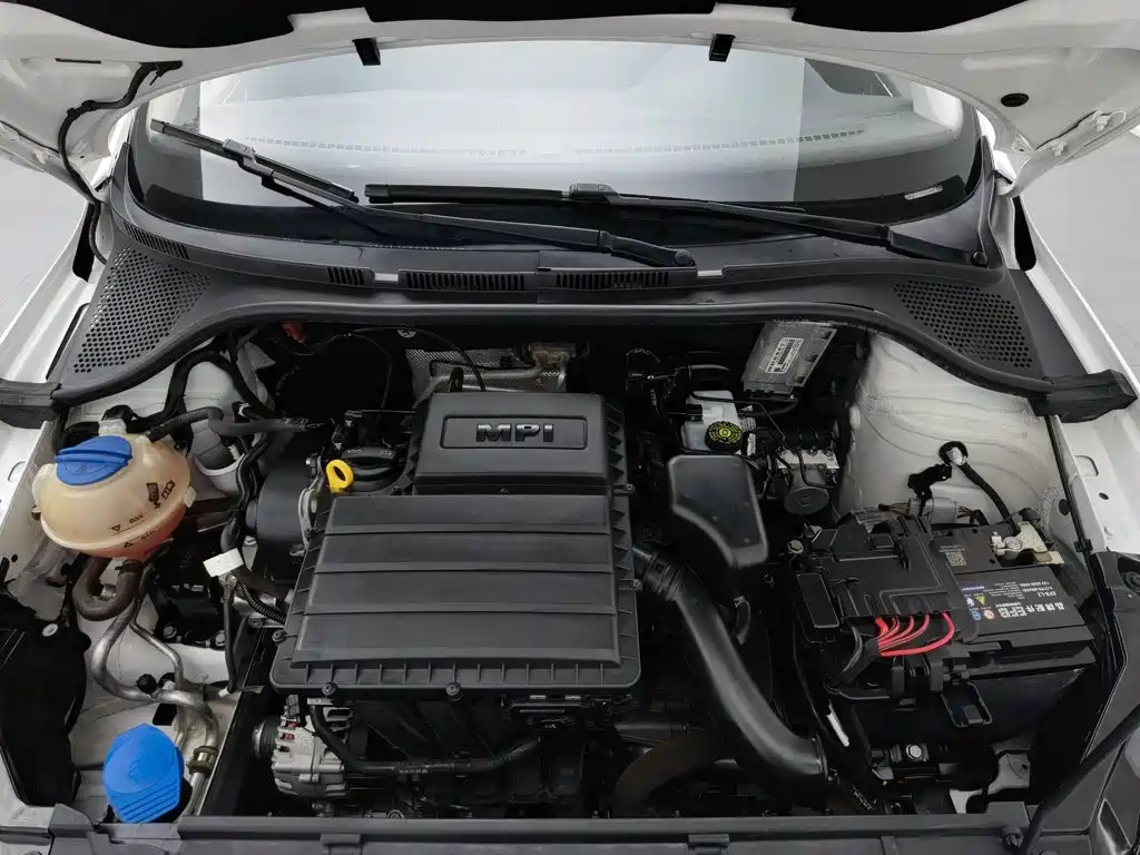 Volkswagen Santana — миниатюра 6