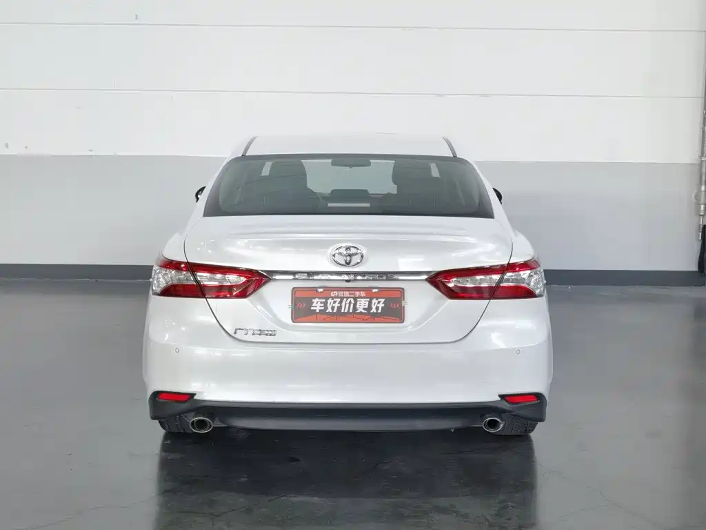 Toyota Camry — миниатюра 4