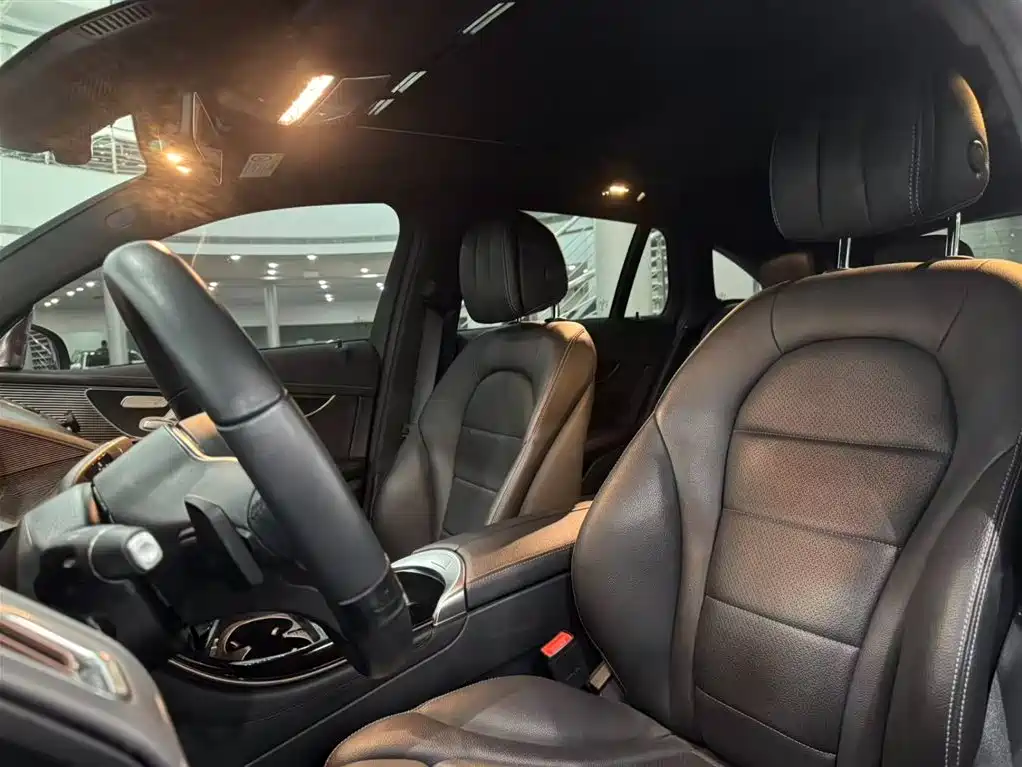 Mercedes-Benz EQC — миниатюра 11