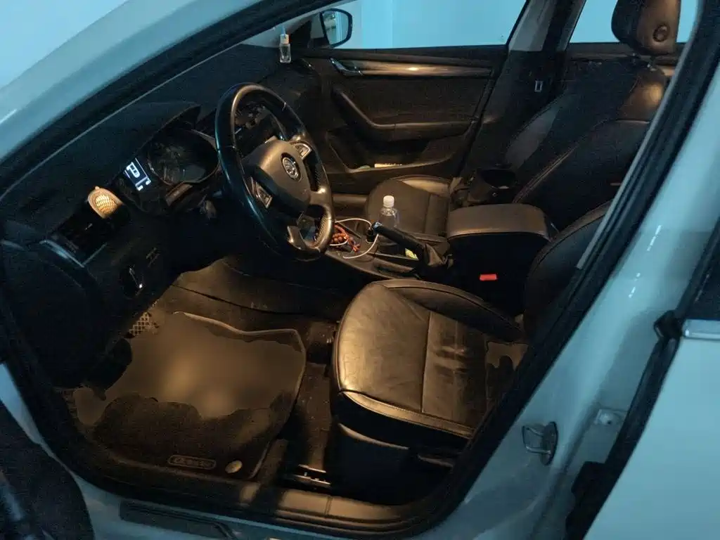 Skoda Octavia — миниатюра 12