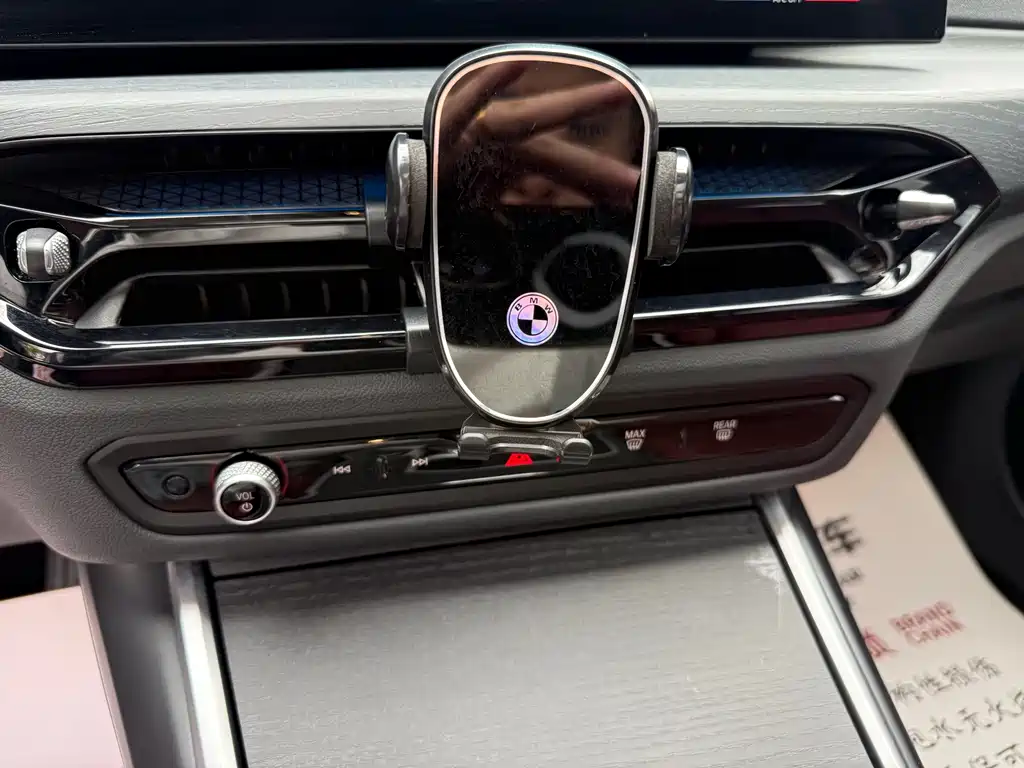 BMW 3 Series — миниатюра 12