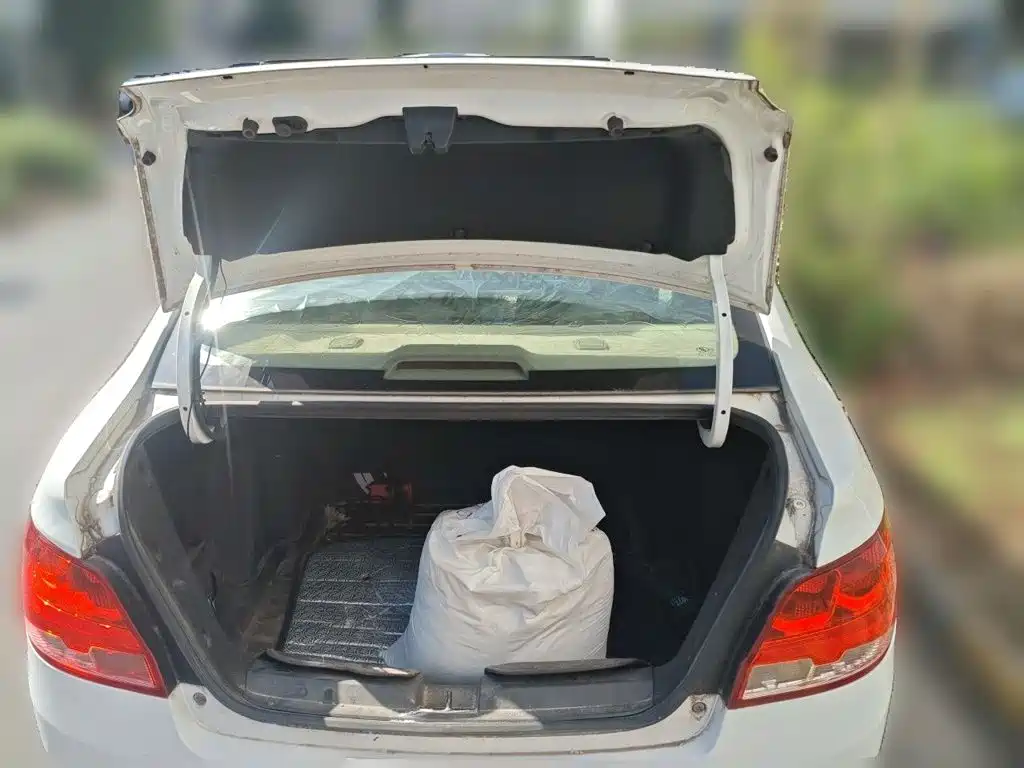 Chevrolet Sail — миниатюра 20
