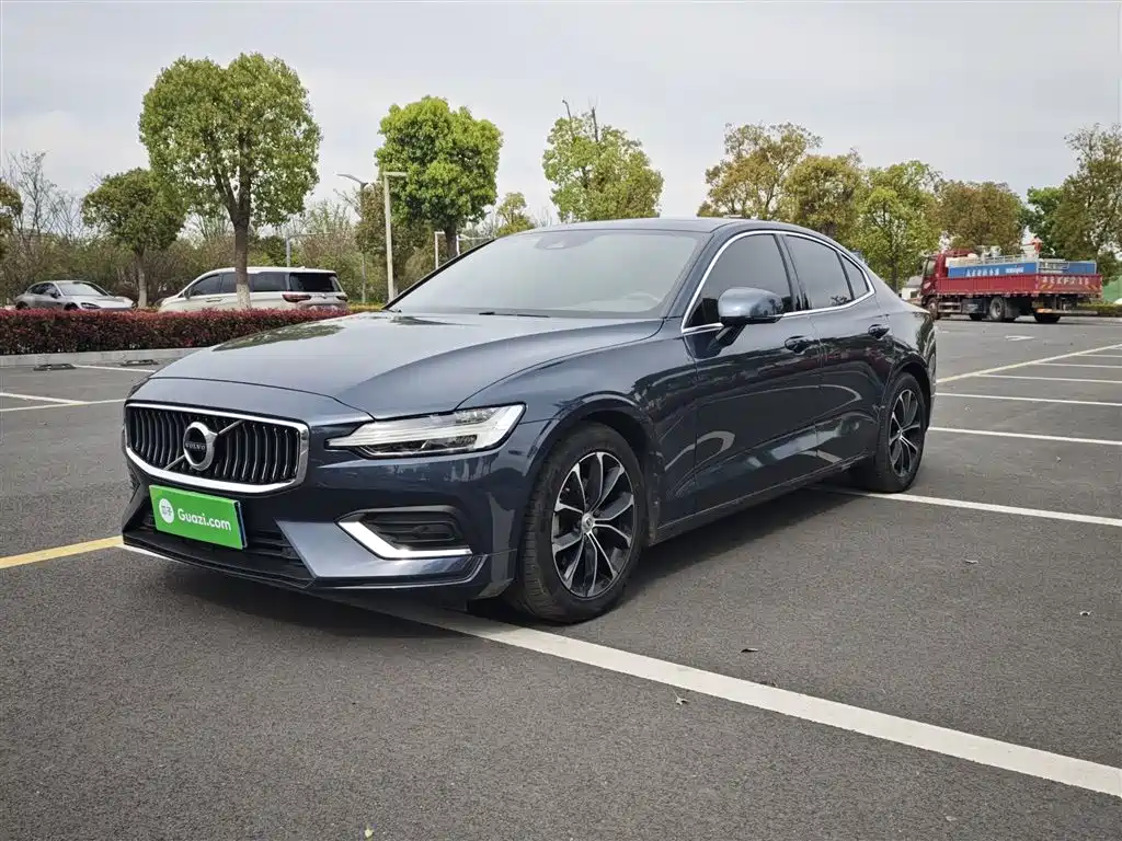 Volvo S60 2020