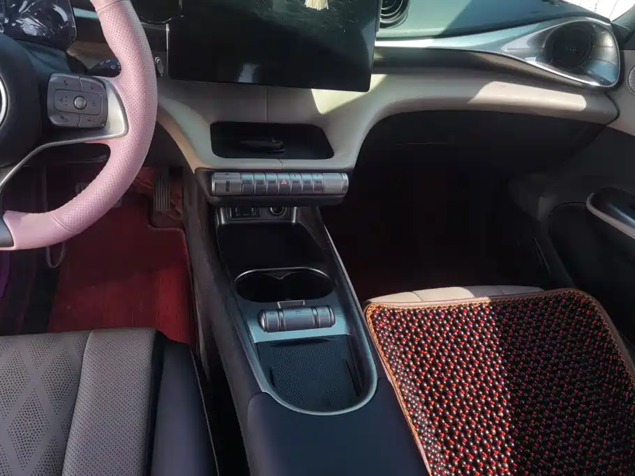 BYD Dolphin — миниатюра 16
