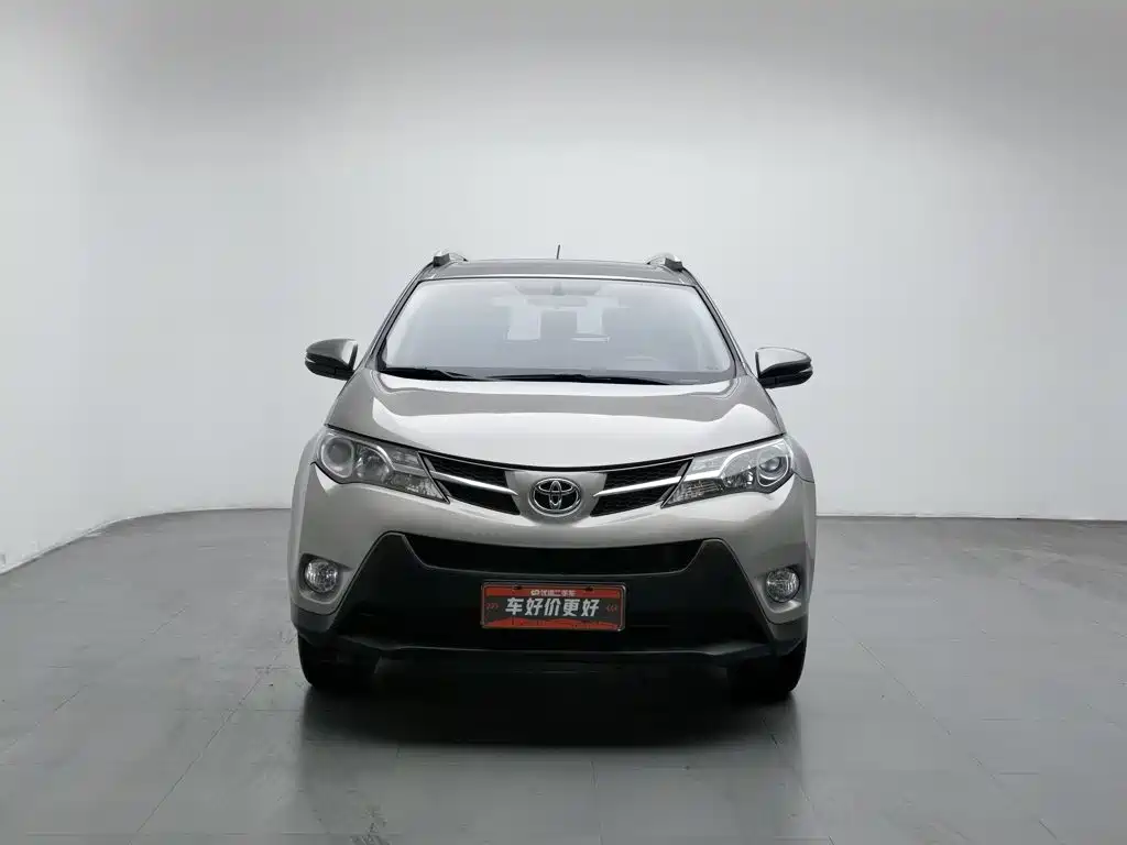Toyota RAV4 — миниатюра 3