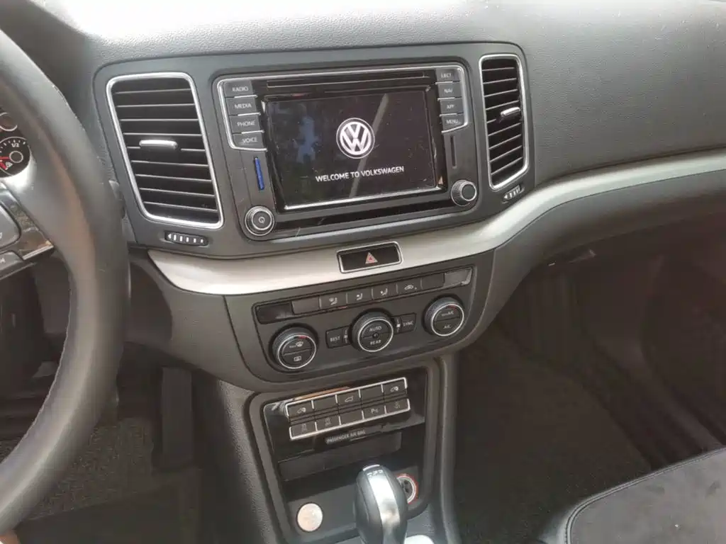 Volkswagen Sharan — миниатюра 13