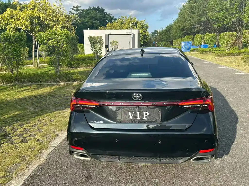 Toyota Avalon — миниатюра 6